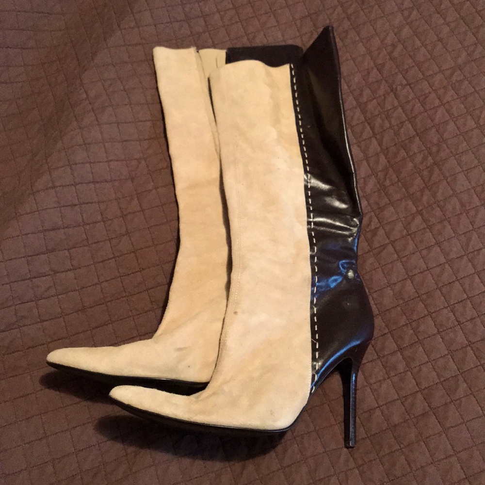Knee high sued and leather size 9 boots